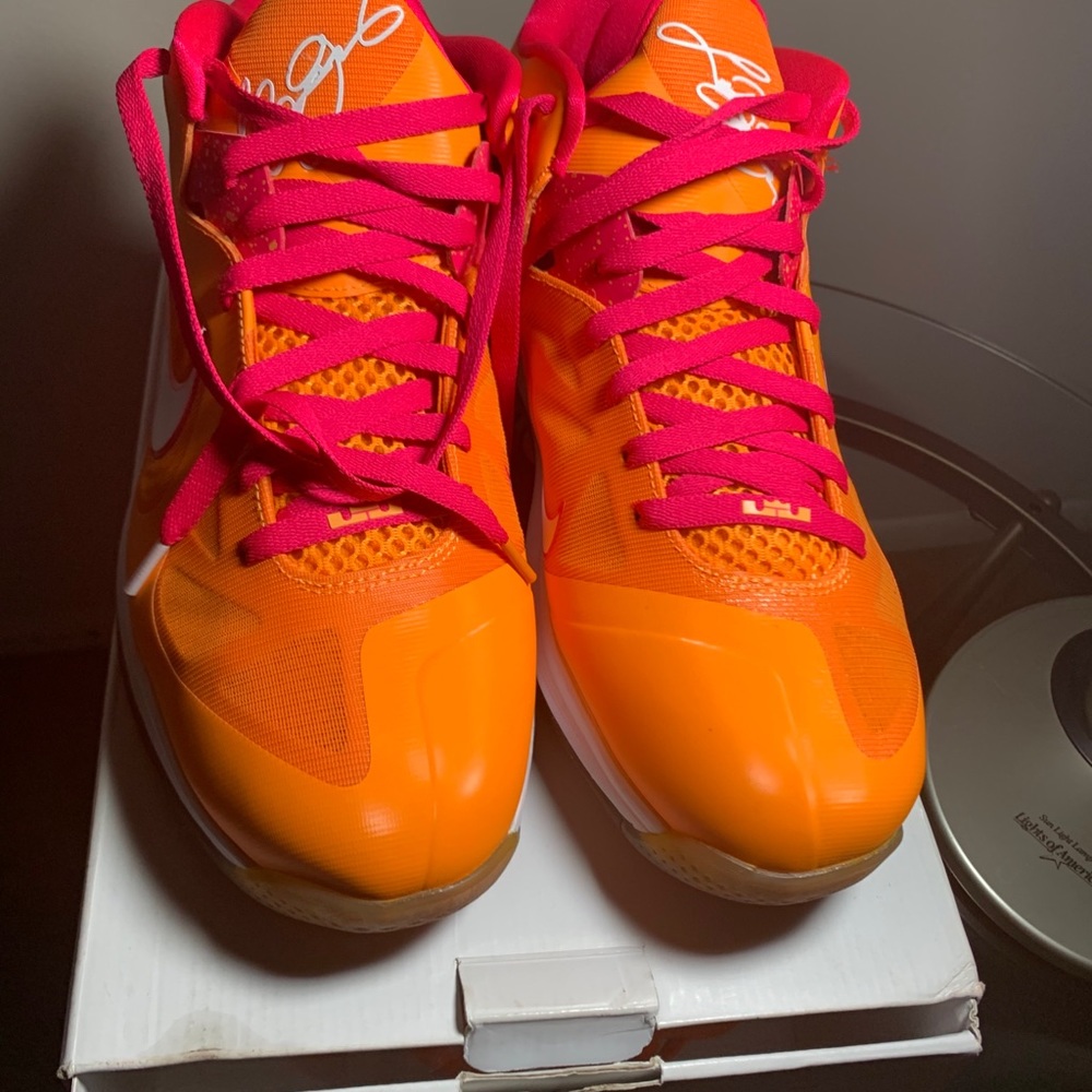Lebron 9’s low size 13